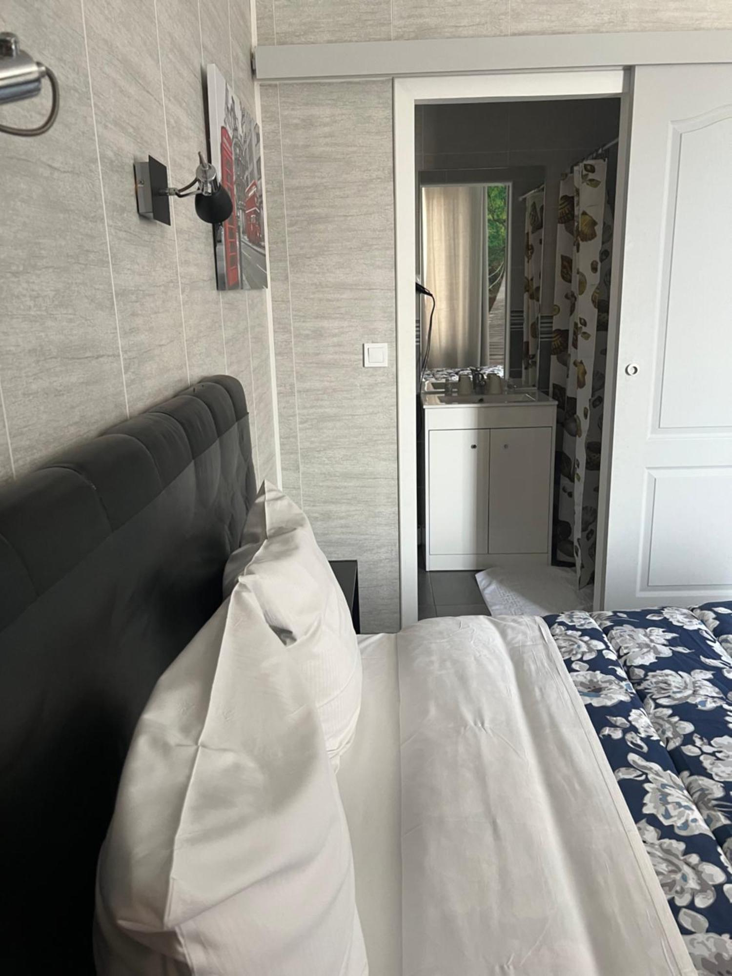 Hotel Des 2 Gares Auxerre Zewnętrze zdjęcie