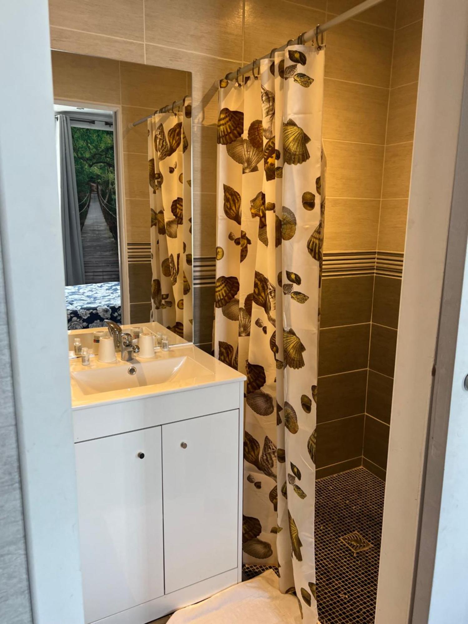 Hotel Des 2 Gares Auxerre Zewnętrze zdjęcie